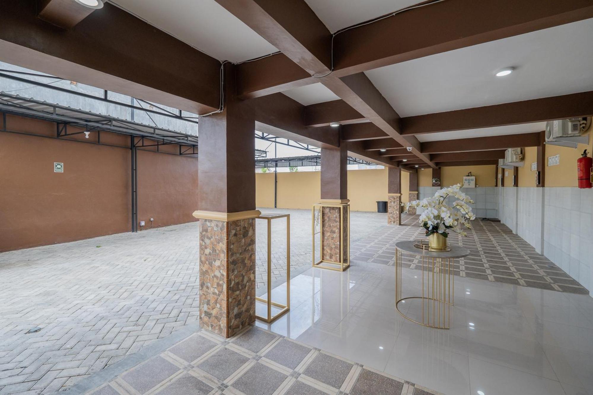 Reddoorz Syariah Near Rsud Dr Iskak Tulungagung Hotel Kedungwaru Bagian luar foto