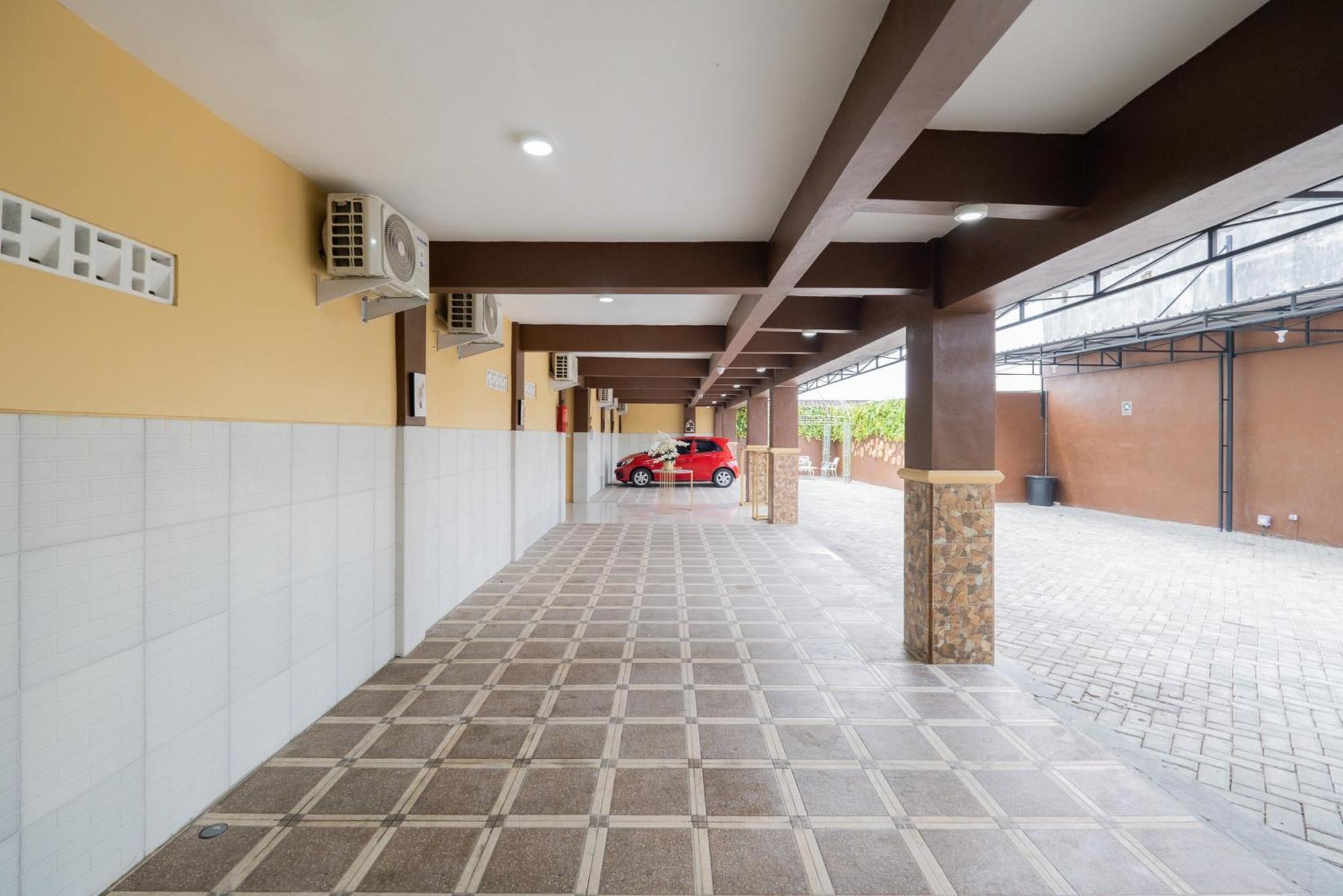 Reddoorz Syariah Near Rsud Dr Iskak Tulungagung Hotel Kedungwaru Bagian luar foto